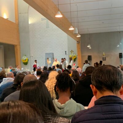 Các dân tộc Dâng của lễ 7