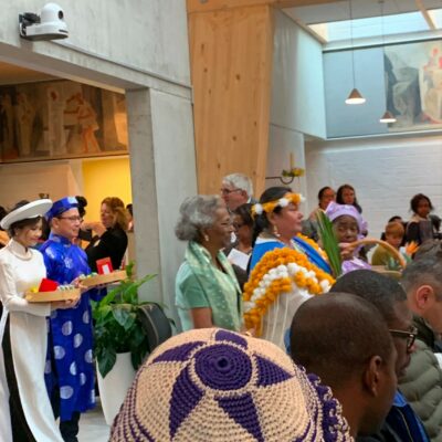 Các dân tộc Dâng của lễ 6