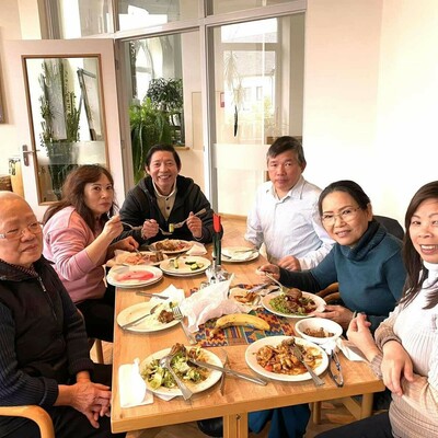 Bữa ăn trưa cuối